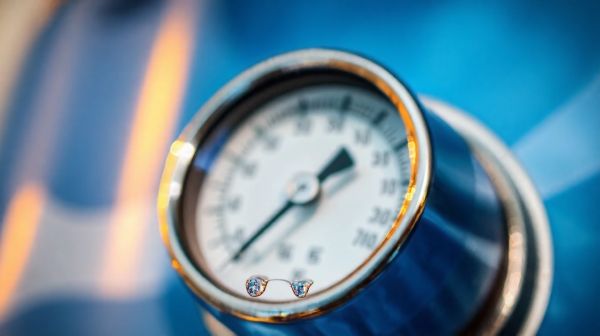 Guide pour maîtriser vos issues de pression des surpresseurs sanitaires